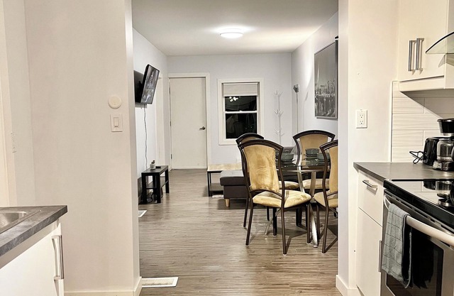 Cozy retreat in Winnipeg & a variety of great amenities nearby!