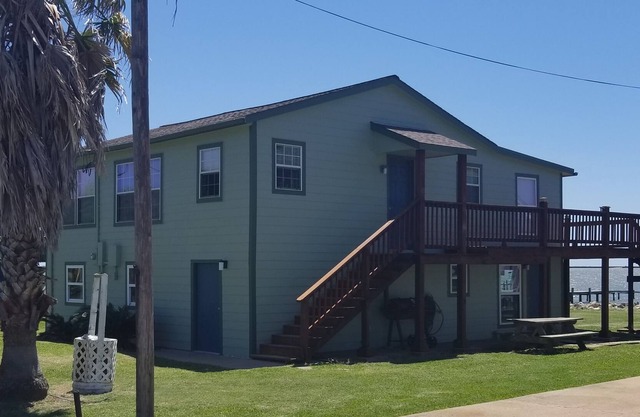 Cozy Retreat On Matagorda Bay mit 360 'beleuchtet Pier. Angeln