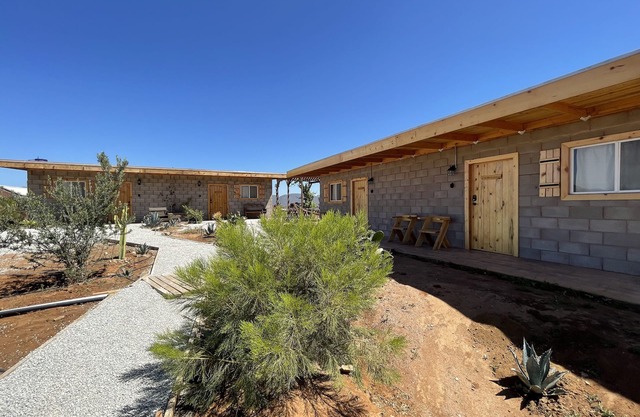 Cozy Rustic wine cabaña