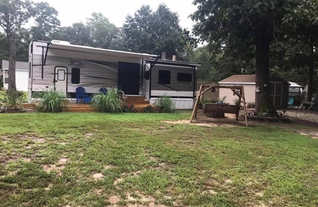 Cozy RV with all comforts of home in Horn town VA