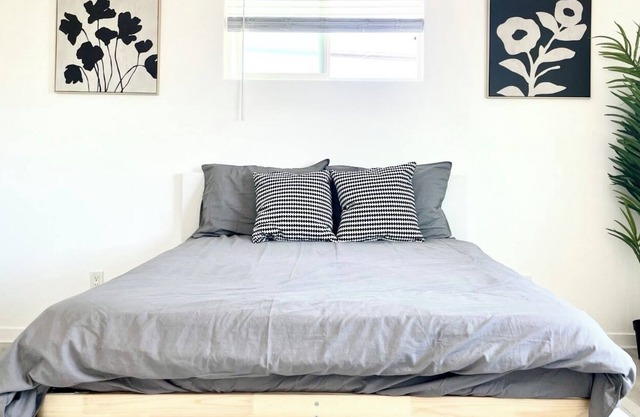 Cozy SD 1-bedroom FAST WIFI