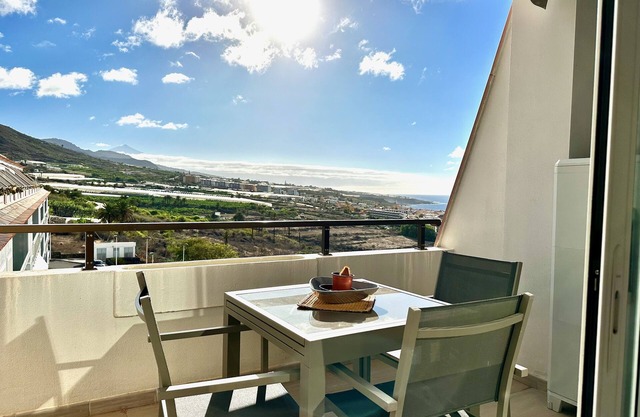 Cozy Seaview Apartment with Gym & Kids Park