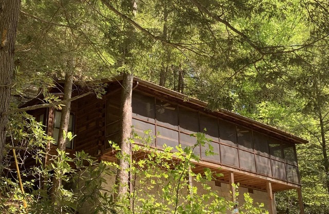 Gemütliche abgelegene Hütte am Spirit Lake