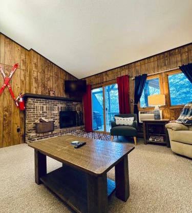 Cozy Ski Lodge Condo I Alpen Villas at Powderhorn Mountain