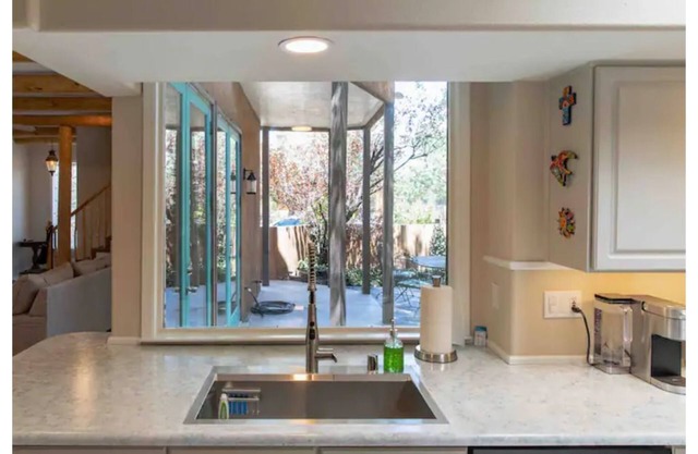 Cozy Southwest Style 3 bedroom home with fireplace