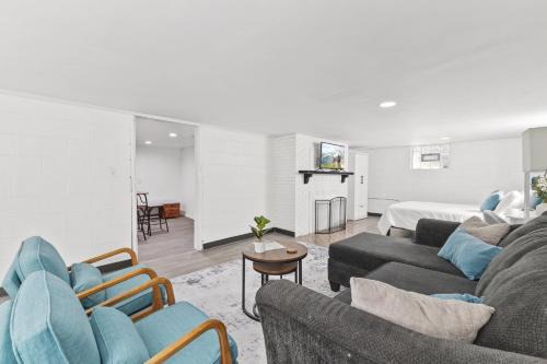 Cozy Speedway Basement