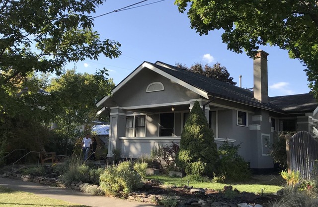 Cozy Spring Avenue Bungalow