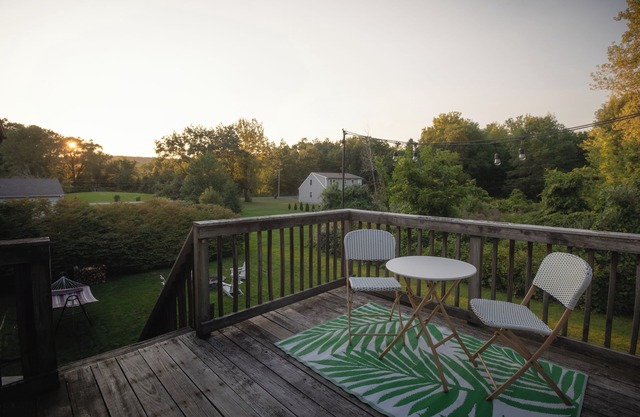 Cozy Stay in South Deerfield