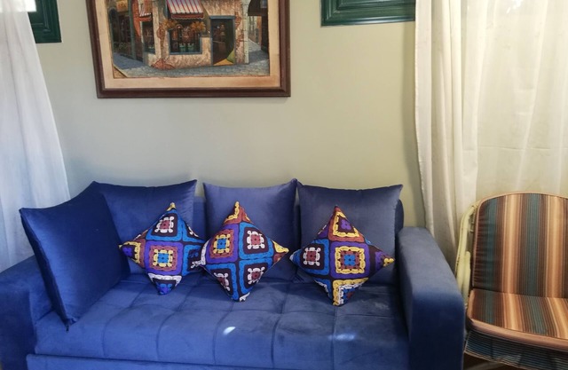 Gemütliches Studio in Ain Sukhnwell eingerichtet
