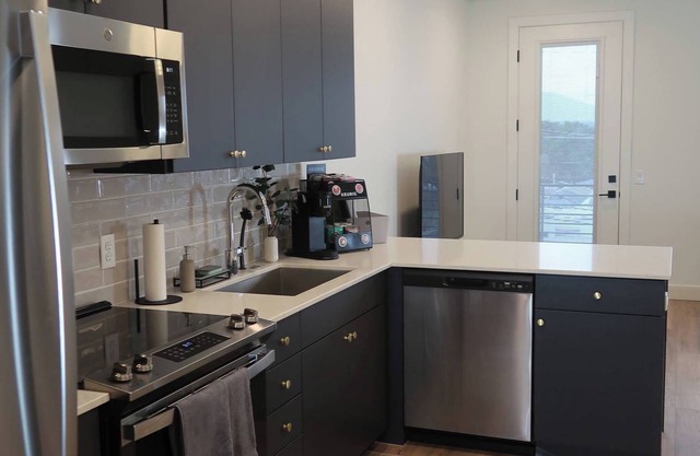 Cozy studio in marvelous Salt Lake City with WiFi, AC