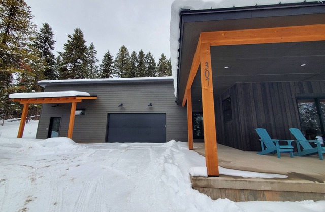 Cozy studio ~ Pet Friendly ~ AC