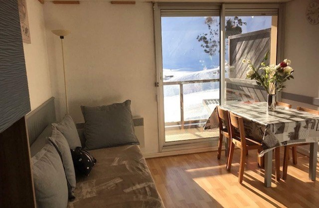 Studio cabine 4 Pers., Pied des pistes, Parking couvert, Balcon sud, Centre station Bagnères-de-Bigorre