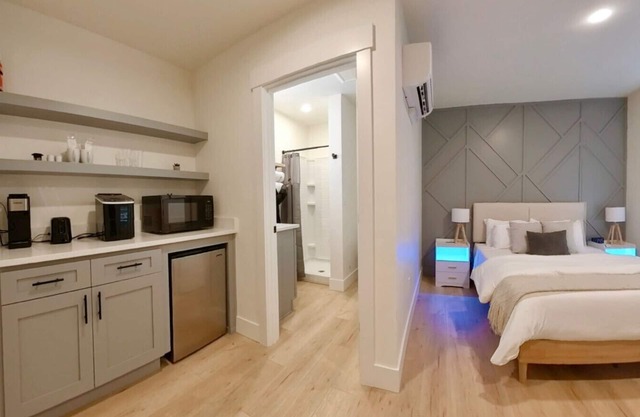 Cozy Studio Suite in Heart of Coeur d'Alene – 5 Min to the Resort & Lake