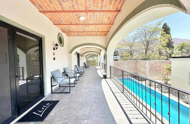 Cozy Studio Suite with Outdoor Salt Water Pool