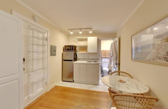 Cozy Studio Unit #6
