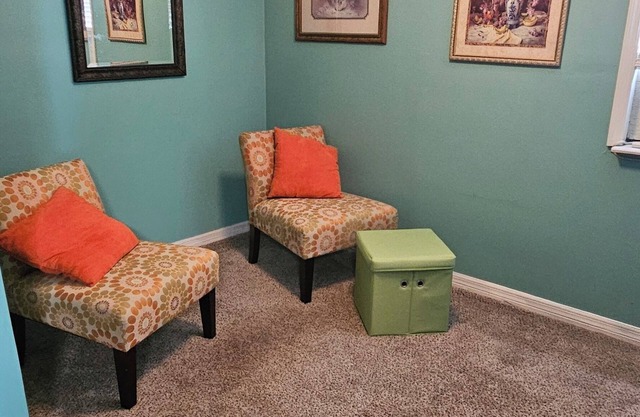 Cozy studio with office, full kitchen, bathroom close to beach Palm Bay
