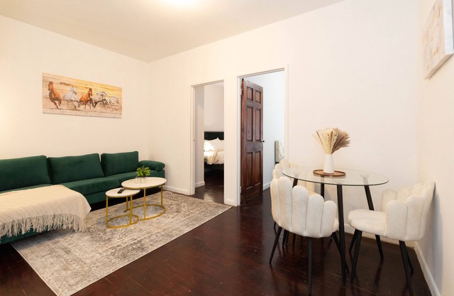Cozy Stylish Lux 2 Bedrooms 1BA by Columbia University ~ Walk to park