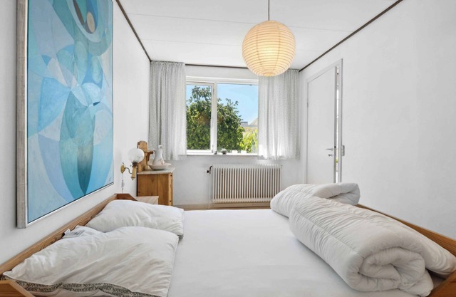 Cozy Summer House in Hvalpsund