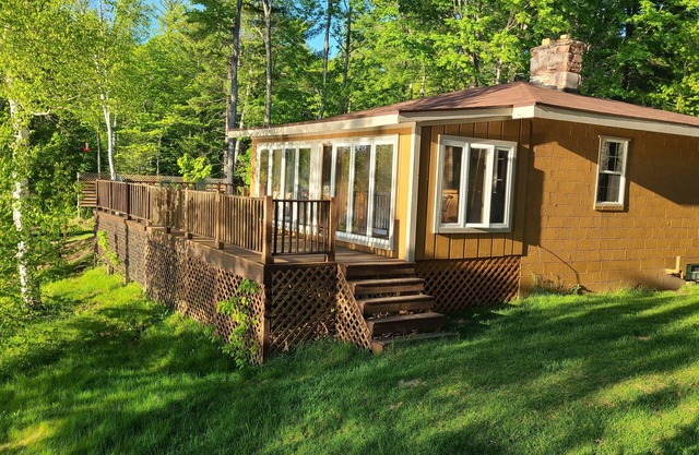 Cozy Sunset Lake Cottage on Fish Lake off of ATV /Snowmobile trail 5!