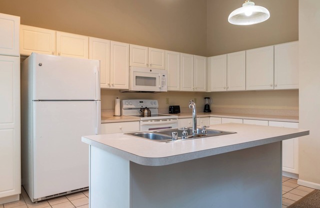 Cozy townhome with 1 bedroom and WiFi in tranquil Bethel, close to Sunday River