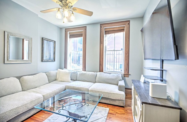 Cozy Townhouse, 1-mi from the heart of Soulard!