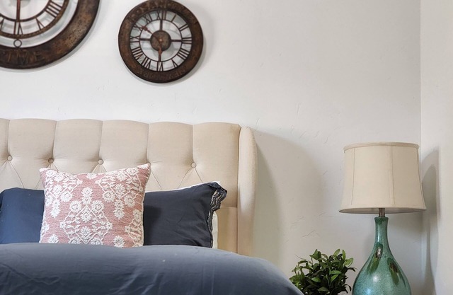 Cozy "Turn of the Century" 3B/2B Explorers Suite