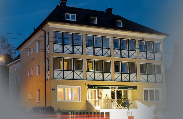 Cosy Twin mit Frühstück - Astoria, Hotel