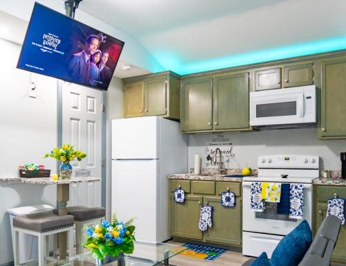Cozy Two-Bedroom Duplex Apartment