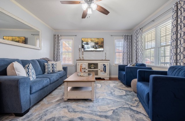 Cozy two bedroom home in Amarillo. Pet Friendly!