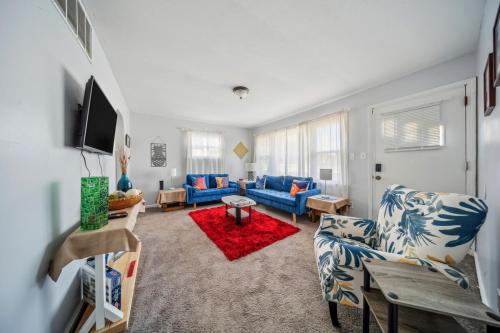 Cozy two bedroom one bath