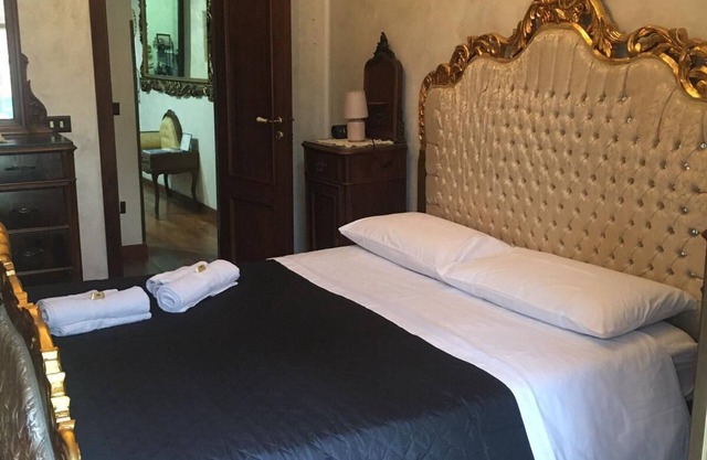 Cozy two-room apartment in the historic center of Catania