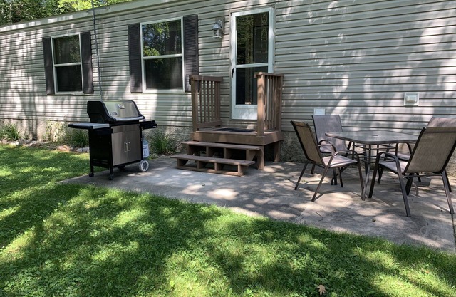 Cozy Up North Wisconsin Home (Townsend / Archibald Lake)