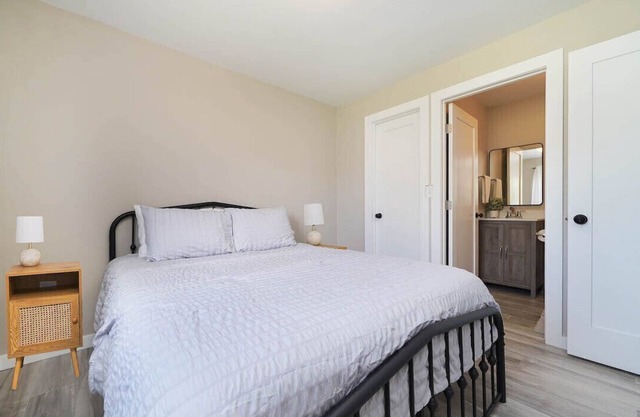 Cozy Updated Apartment Walking Distance to Downtown Fruita