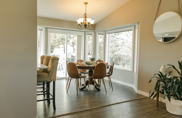Cozy updated home in East Wenatchee with a great location and pet-friendly!