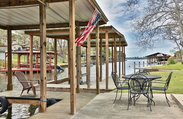 Cozy Updated Lakefront Home