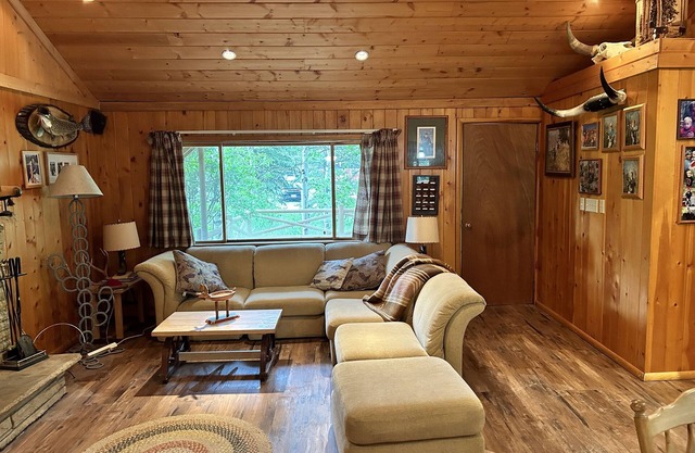 Cozy Utah Cabin
