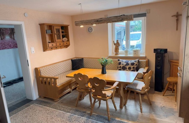 Gemütliche Ferienwohnung Oberbayern Lengenfeld EG, 4 Schlafzimmer, neu umgebaut