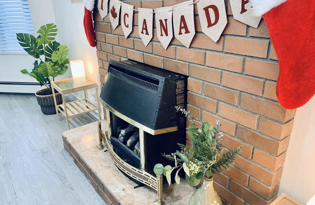 Cozy Vancouver Home and Free Parking - Ideal Gateway
