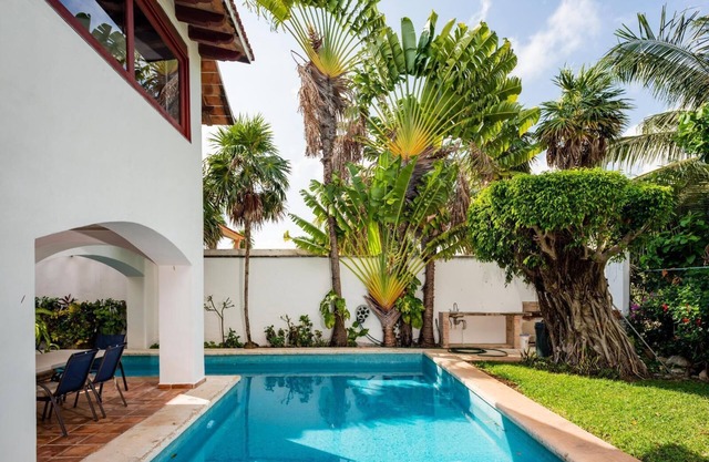 Cozy villa in Hotel Zone