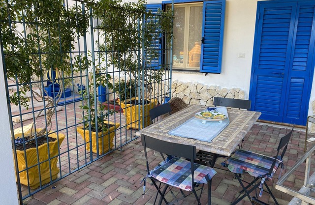 COSY Villa im Grünen Ein paar Kilometer vom Meer von CARDEDU. APP. A.