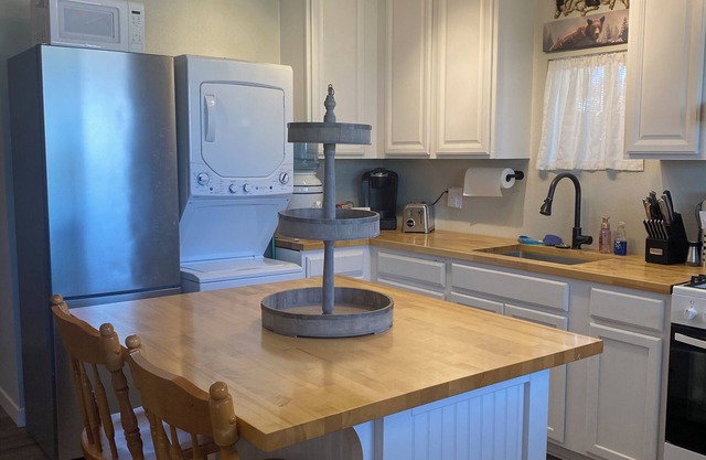 Cozy Villa in the Suburbs