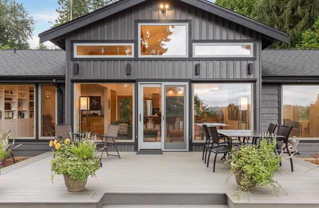 Cozy Vino Valley Vista Home with views & parking BY Betterstay