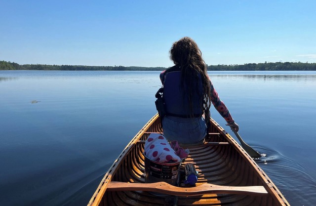 Cozy vintage cabin on peaceful BWCA lake with WiFi