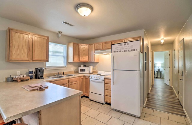 NEW! Cozy West Plains Home Near Shopping & Dining!