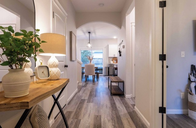 Charming home with fire pit and EV charger in a great location near wineries