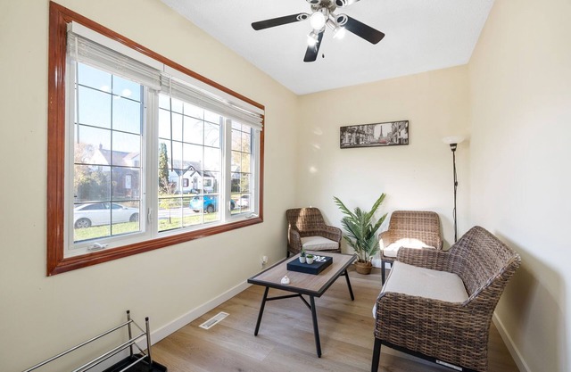 Cozy Winnipeg Home with 3 Bedrooms 2.5 Baths