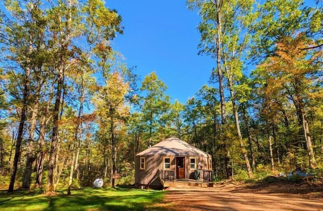 Cozy Year-Round Luxury Yurt with Sauna and Wi-fi