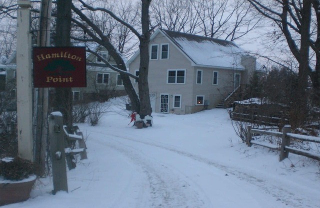 Das gemütliche und geräumige Lakefront Cottage, Ideal für alle Jahreszeiten