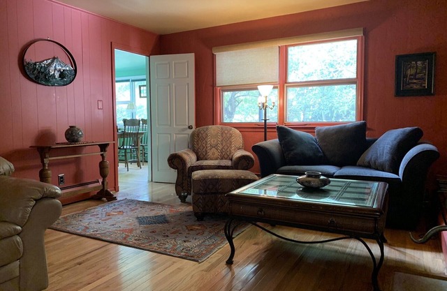 Cozy1890 der Bungalow in historischen Georgetown. Ski in der Nähe.