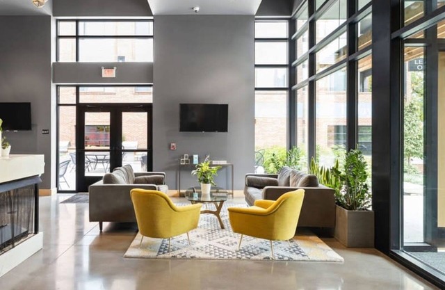 Cozysuites Modern Studio in Meridian Kessler